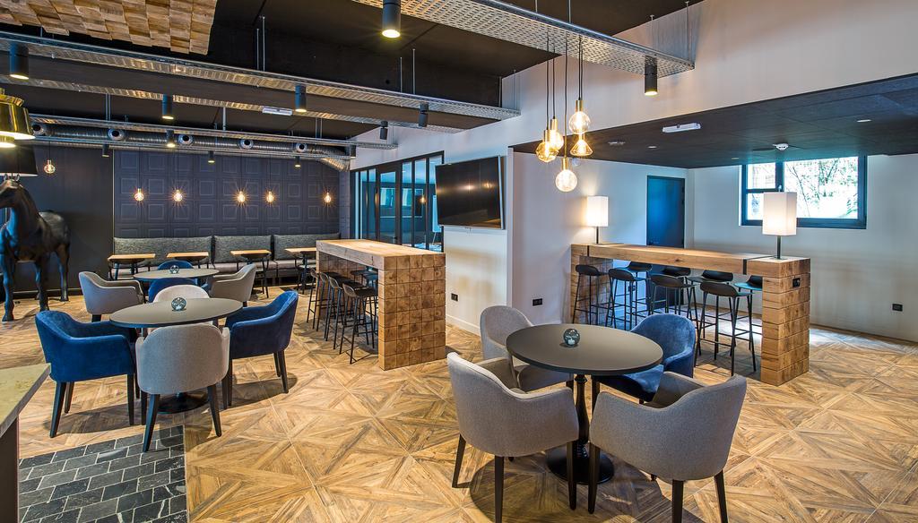 Ibis Styles Laval Centre Gare Otel Dış mekan fotoğraf