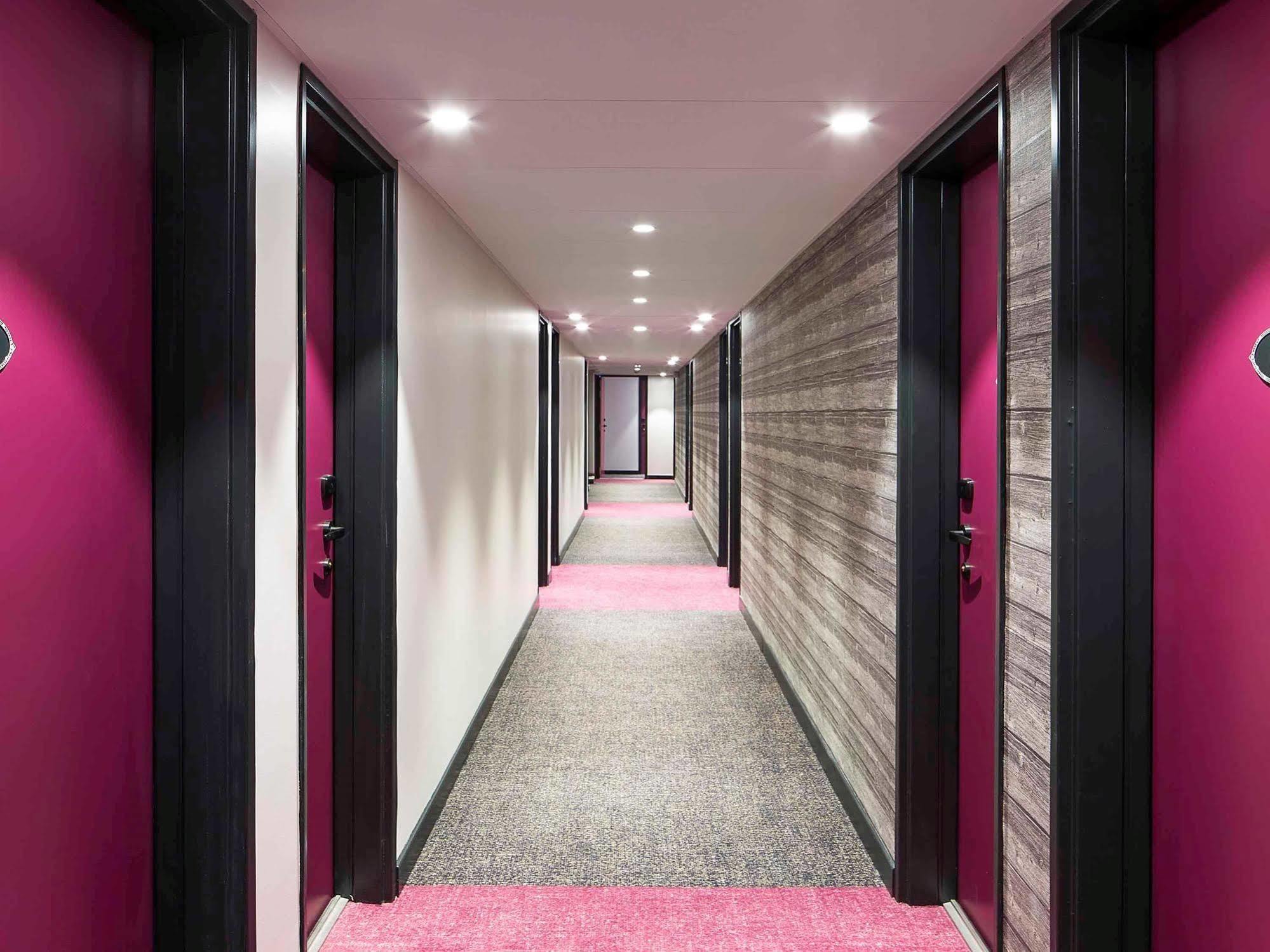 Ibis Styles Laval Centre Gare Otel Dış mekan fotoğraf