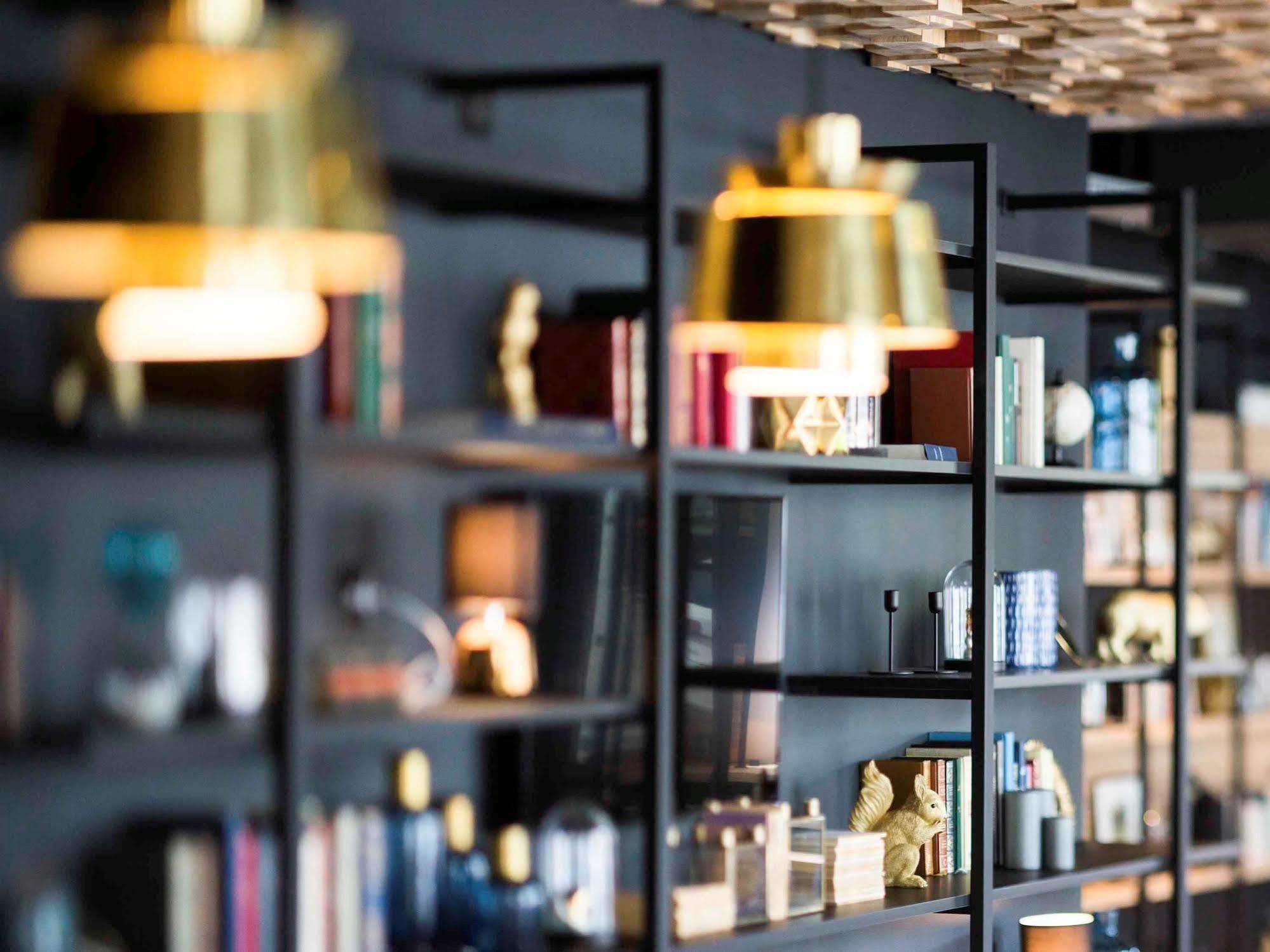 Ibis Styles Laval Centre Gare Otel Dış mekan fotoğraf