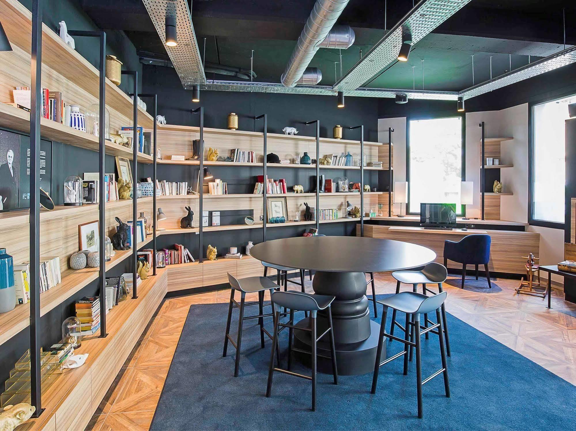 Ibis Styles Laval Centre Gare Otel Dış mekan fotoğraf