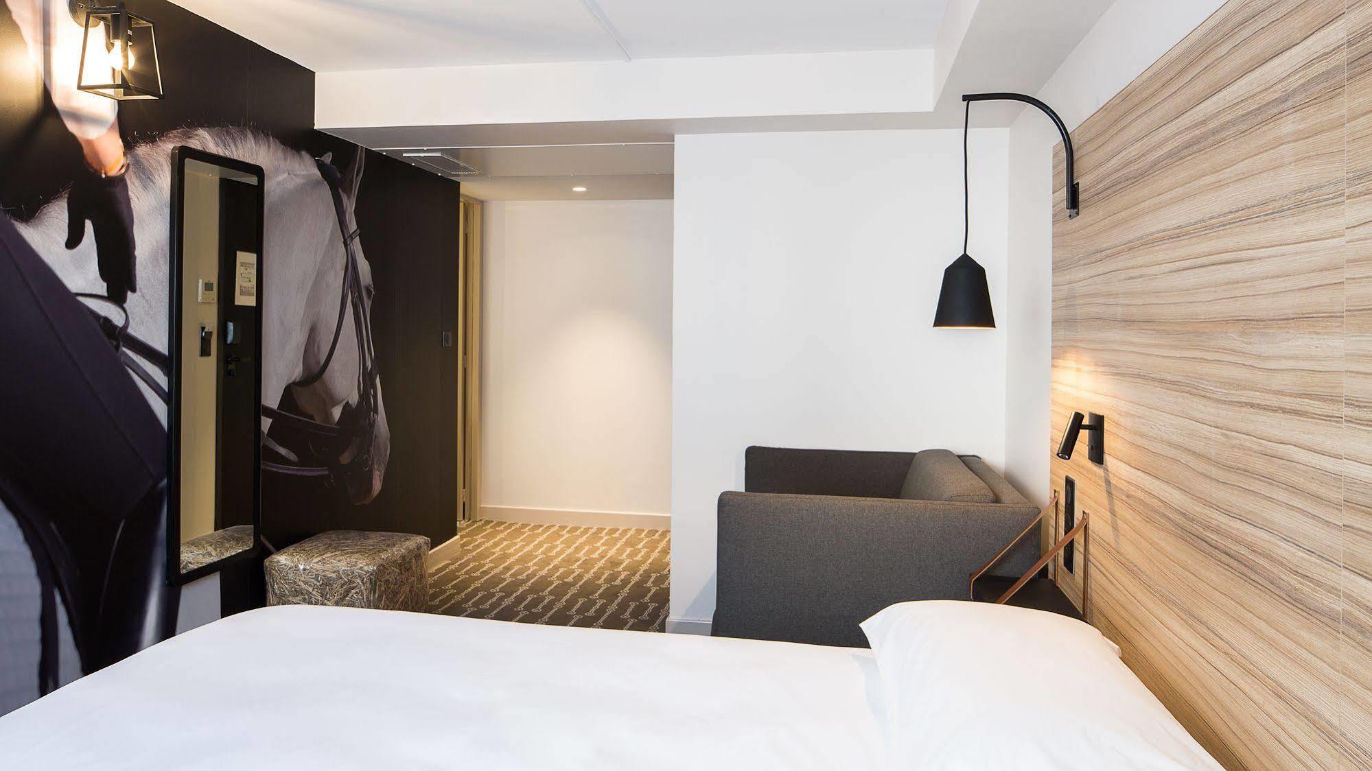 Ibis Styles Laval Centre Gare Otel Dış mekan fotoğraf